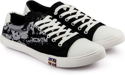 

Isole Canvas Shoes For Men(Black, White