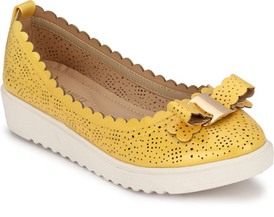 

OLMIITE Primprose Bellies For Women(Yellow