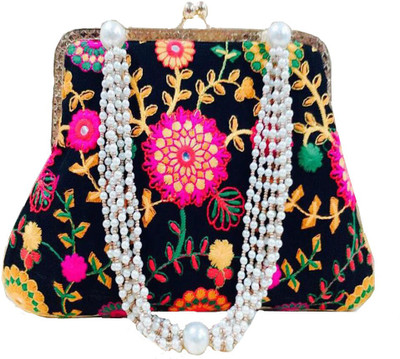 

CRAFTBAZAAR Party Multicolor Clutch