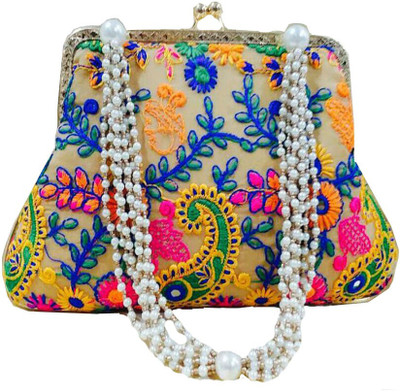 

CRAFTBAZAAR Party Multicolor Clutch