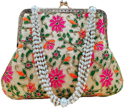 

CRAFTBAZAAR Casual Multicolor Clutch