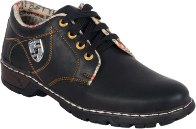 

1AAROW BLACK 85 Casuals For Men(Black