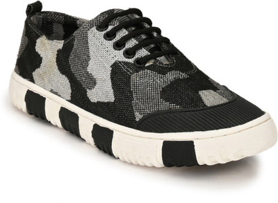

Mactree Army Sneakers For Men(Multicolor, Black
