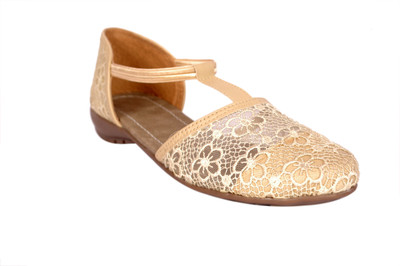 

Bora Bora Women Beige Heels