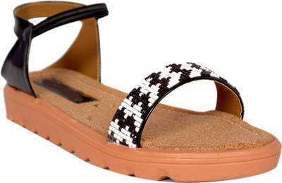 

Bora Bora Women Black Flats