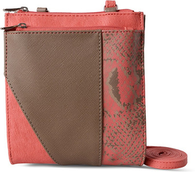 

Baggit Women Pink PU Sling Bag