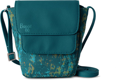 Baggit Women Green Nylon Sling Bag