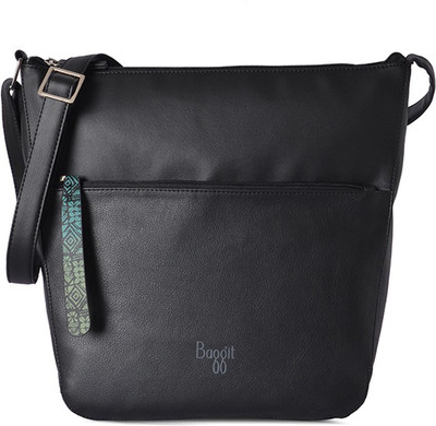 

Baggit Women Casual Black PU Sling Bag