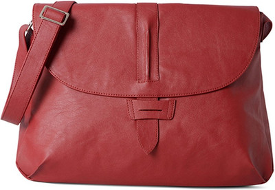 

Baggit Women Casual Red PU Sling Bag