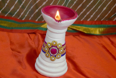 

Newgenn India Terracotta Table Diya(Height: 23 inch)