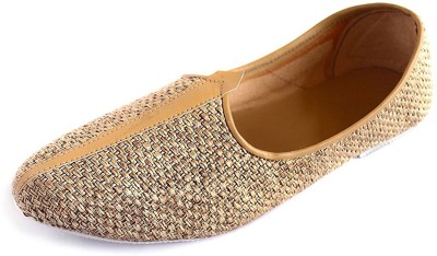 

Ramraj Women Synthetic Wedding Mojari Casuals For Men(Brown