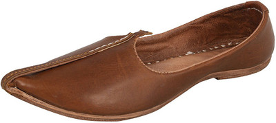 

Ramraj Traditional Leather Mojaris Casuals For Men(Brown