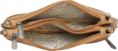 

tryfeet Casual Beige Clutch