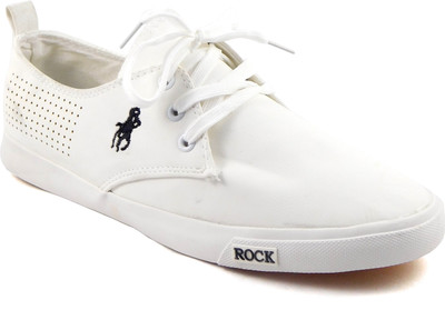 

Indiano Canvas Shoes For Men(White