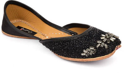 

Coral Haze Slip On For Women(Black