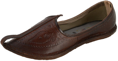 

Ramraj Brown Leather Mojaris Casuals For Men(Brown