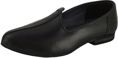 

Ramraj Traditional Leather Mojaris Casuals For Men(Black