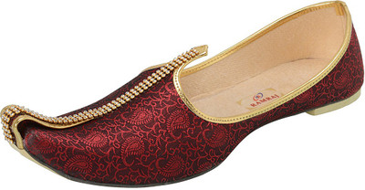 

Ramraj Wedding & Sherwani Mojari Casuals For Men(Red