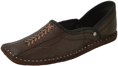 

Ramraj Brown Leather Juttis Casuals For Men(Brown