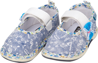 

MeeMee Girls Velcro Casual Boots(Blue