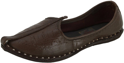 

Ramraj Brown Leather Mojaris Casuals For Men(Brown