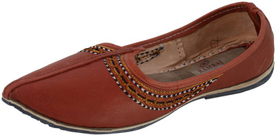 

Ramraj Red Sherwani Mojaris Casuals For Women(Red