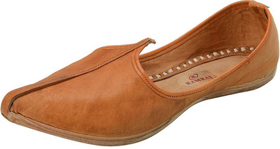 

Ramraj Leather Traditional Mojari Casuals For Men(Beige