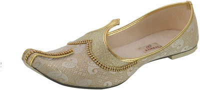 

Ramraj Wedding & Sherwani Mojaris Casuals For Men(Gold