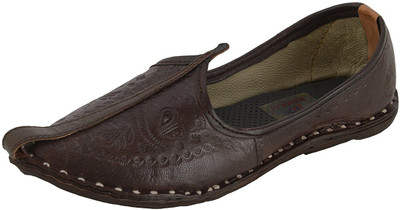 

Ramraj Brown Leather Mojaris Casuals For Men(Brown