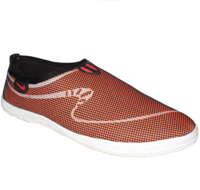 

Clerk Boys Slip on Sneakers(Orange