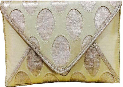 

CRAFTBAZAAR Party Gold Clutch