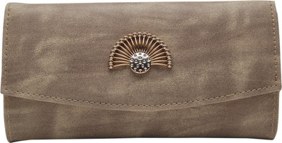 

Tapioca Khaki Clutch