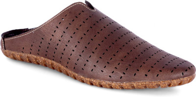 

Peponi Men Brown Casual