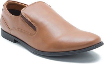 

Bond Street By Red Tape BSS0753 Slip On For Men(Tan, Brown