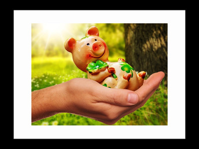 

ravgar Good Luck Piggy - Brings Luck And Happiness Canvas Painting Wall Art [16 x 20 inch] Framed Cotton Fine Grain Primed Canvas Board (Set of 1)(Multicolor)