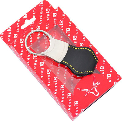 

Leathers18 Black key holder with matelic fitting Key Chain