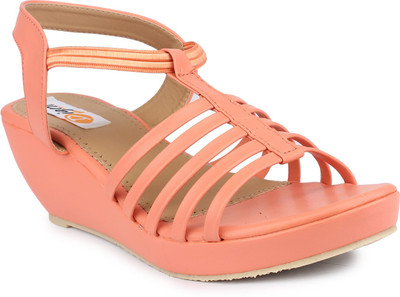 

Digni Women Peach Wedges