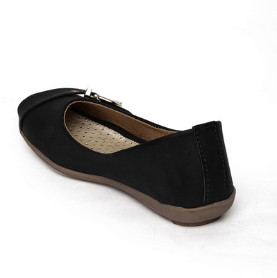 

Zachho Casuals For Women(Black