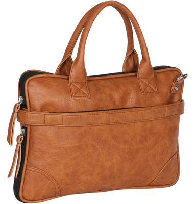 

Strutt Hand-held Bag(Tan)