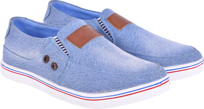 

Walkjump premium canvas shoes, casuals, loafers, trending Slip On Sneakers For Men(Blue, Brown