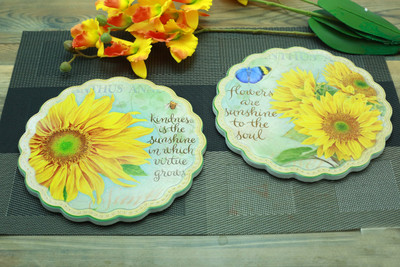 

Importwala Sunshine B'fly Trivet- Set of 2 Matte Trivet(Pack of 2)