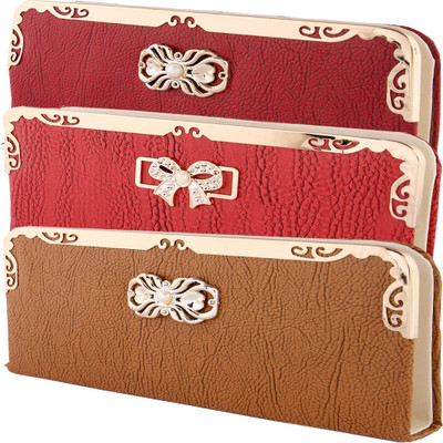 

Hardys Party Multicolor Clutch
