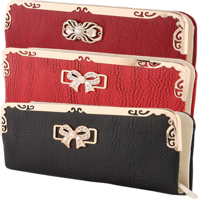 

Hardys Party Multicolor Clutch