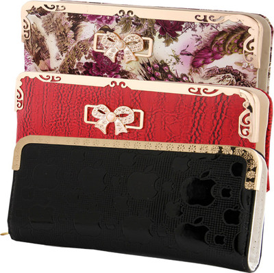 

Hardys Party Multicolor Clutch