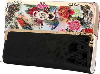 

Hardys Party Multicolor Clutch