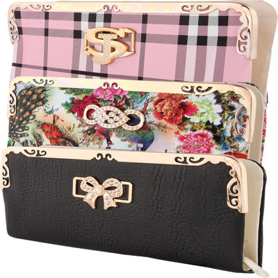 

Hardys Party Multicolor Clutch