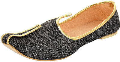 

Ramraj Men Synthetic Wedding Mojari Jutis For Men(Black