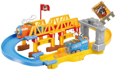 

Webby Pirates Track S09 Train Set(Multicolor)