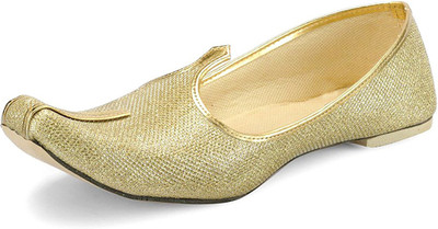 

Ramraj Men Synthetic Wedding Mojari Jutis For Men(Gold