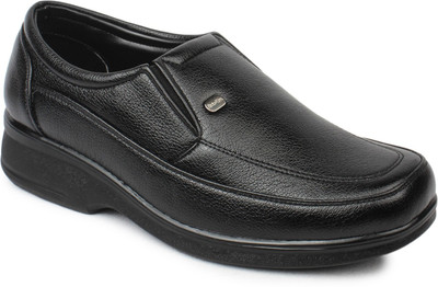 

Action Shoes Slip On For Men(Black, Dc-14643-black